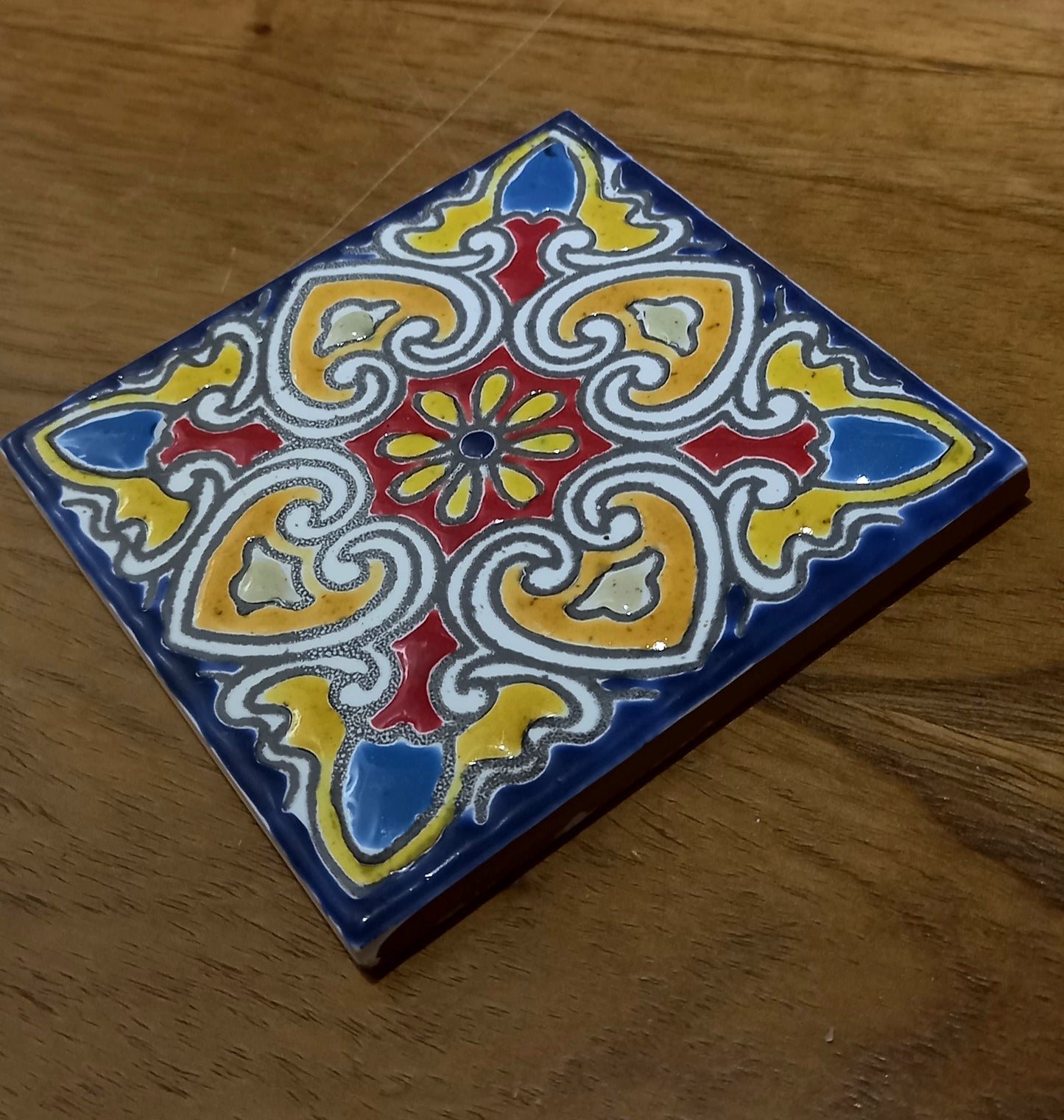 Azulejo pintado a mano 2511 (caja con 10)