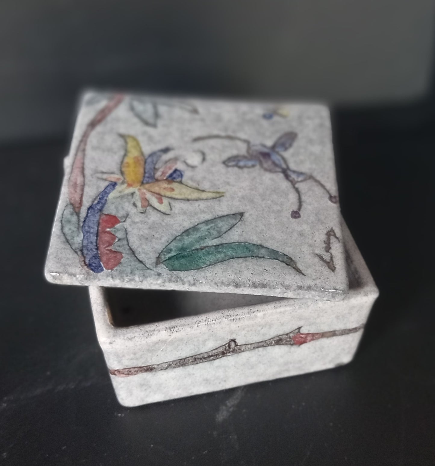 Ceramic Box w/hand painted lid